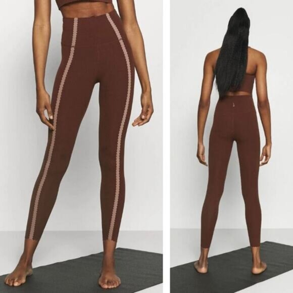 NWT NIKE Yoga Lux High Rise Leggings Sz Medium Bronze Eclipse / Smokey Mauve - Picture 1 of 8